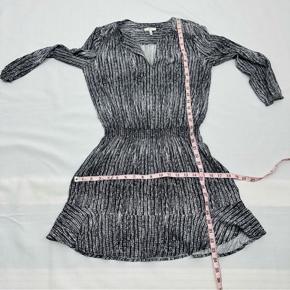 Joie size XS Black White Smocked Waist Mini Dress - Picture 9 of 14